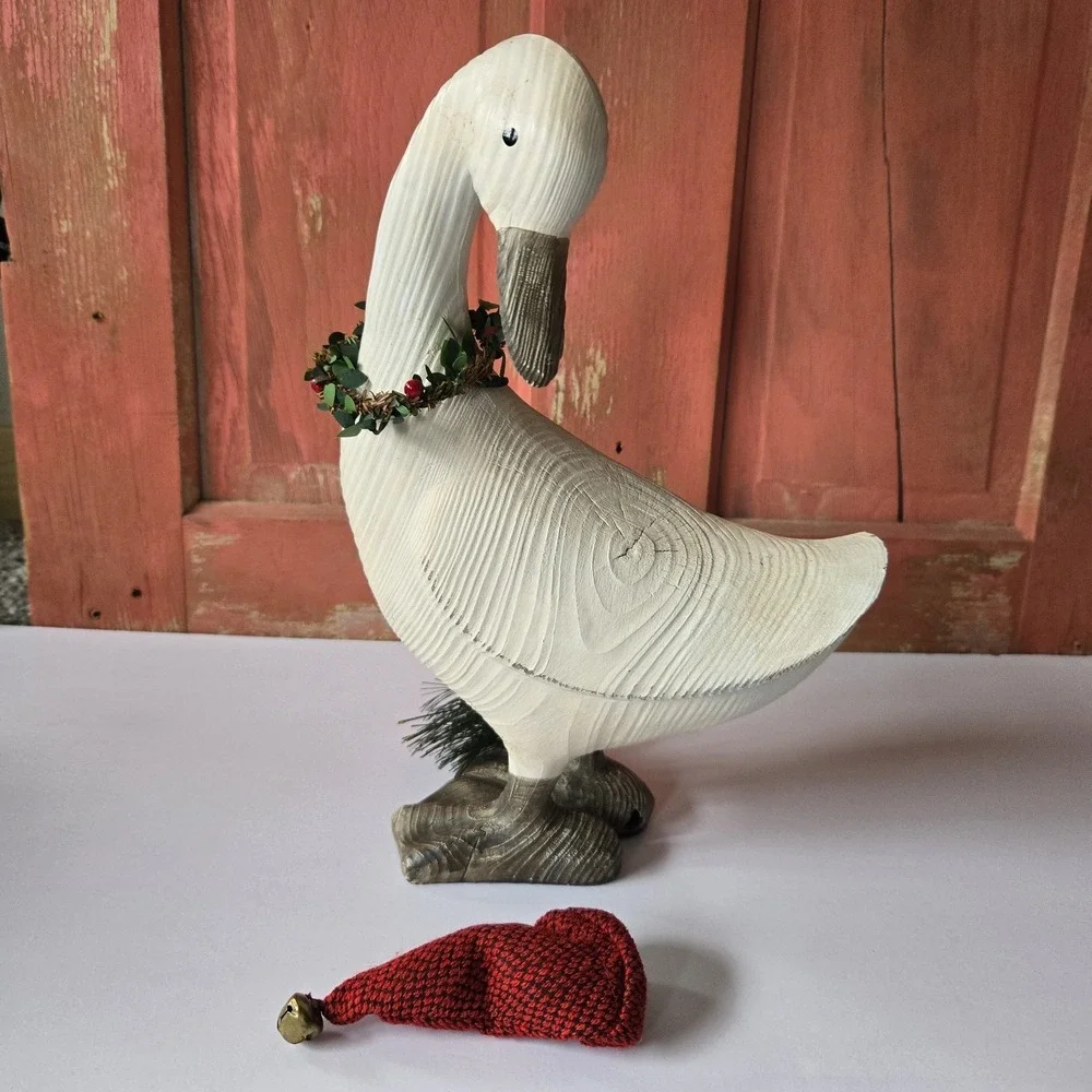 RARE Wood Grain Look Country Duck Goose Resin Farmhouse Cottagecore w/heel broke